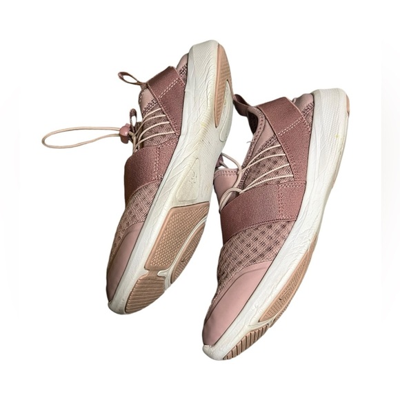 Vionic Alaina II Active Sneaker pink women’s size 7.5 slip on sporty shoe - Picture 3 of 7